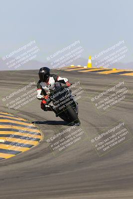 media/Sep-30-2023-SoCal Trackdays (Sat) [[636657bffb]]/Turns 9 and 10 (1010am)/